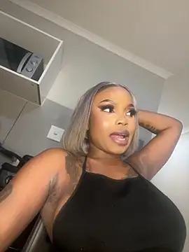 InkLady444 online show from December 5, 1:47 am