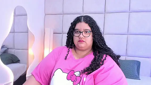 Snapshot of Miley_Collins chatting on November 12, 12:38 pm Miley Collins online show from November 12, 12:38 pm