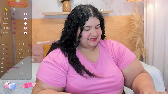 Snapshot of Miley_Collins chatting on November 22, 12:48 pm Miley Collins online show from November 22, 12:48 pm