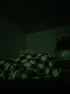 SluttyLyfe4L online show from April 11, 8:51 am