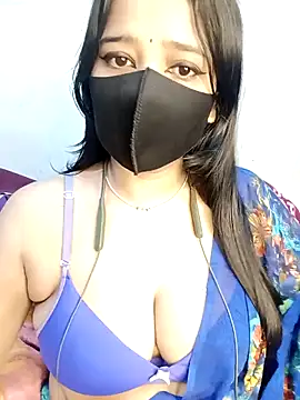 Snapshot of Sony-Model chatting on February 7, 3:54 am Sony-Model online show from February 7, 3:54 am