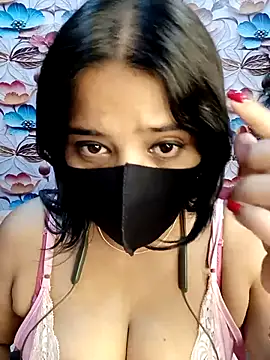 Snapshot of Sony-Model chatting on February 19, 4:41 am Sony-Model online show from February 19, 4:41 am