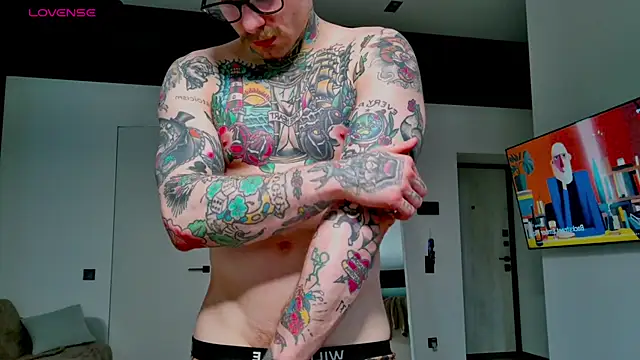 white King9999 online show from April 7, 10:15 am