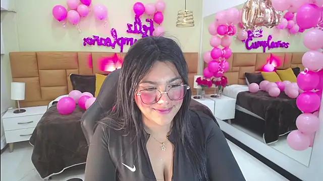  Dulcinea 1 online show from February 4, 11:38 am