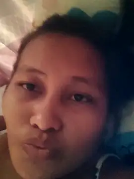 Sweetchuby1995 online show from May 17, 11:56 pm