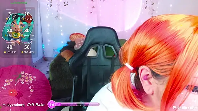 Snapshot of MilkyXSakura chatting on October 31, 2:23 am MilkyXSakura online show from October 31, 2:23 am