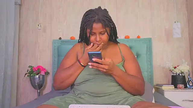 Alexa roussee online show from October 19, 1:34 pm