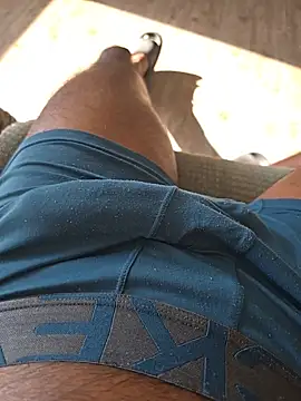 Snapshot of Keshuloveyou chatting on March 3, 8:43 pm Keshuloveyou online show from March 3, 8:43 pm