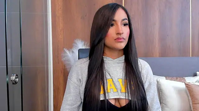 AishaPeyton online show from January 22, 11:21 pm