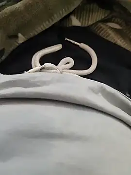 Snapshot of AndrewG_8551 chatting on December 8, 8:47 pm AndrewG 8551 online show from December 8, 8:47 pm