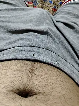 Snapshot of AndrewG_8551 chatting on April 13, 3:39 pm AndrewG 8551 online show from April 13, 3:39 pm