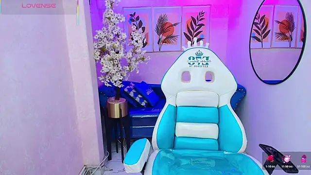 Dafne huges online show from October 17, 7:38 pm