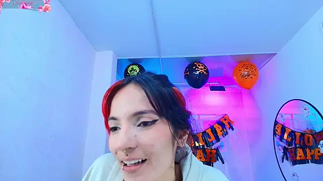 Dafne huges online show from October 30, 7:25 pm