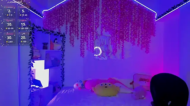 cat kitty18  online show from July 29, 6:17 pm