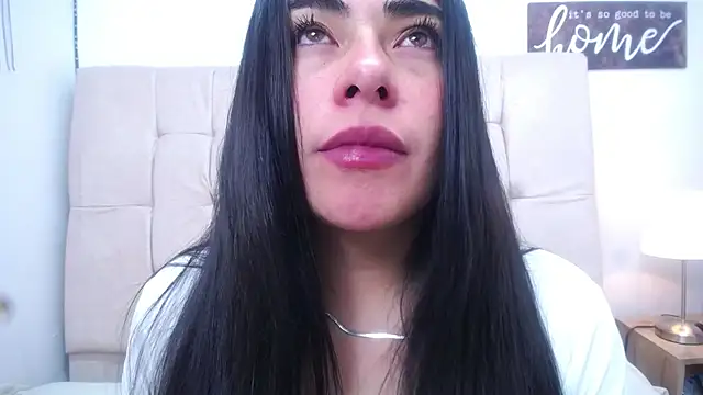 Snapshot of missexy303av chatting on December 5, 12:22 pm missexy303av online show from December 5, 12:22 pm