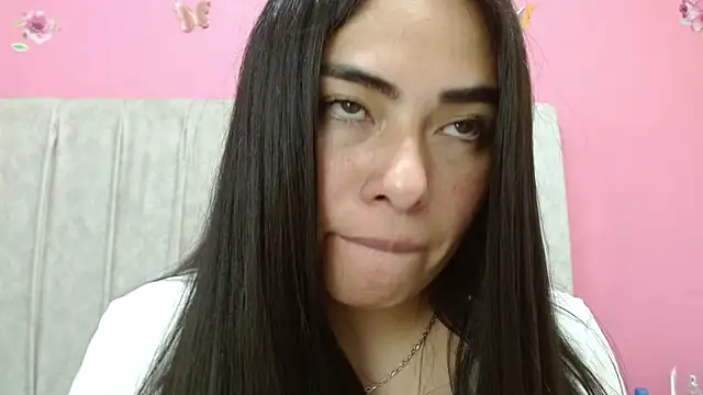 Snapshot of missexy303av chatting on February 12, 7:44 am missexy303av online show from February 12, 7:44 am