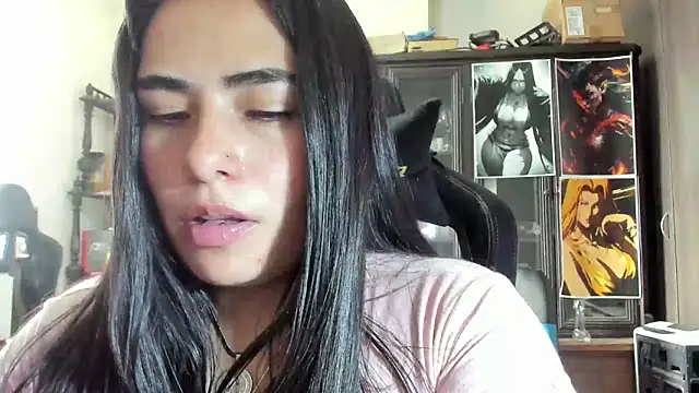 Snapshot of missexy303av chatting on March 20, 8:40 pm missexy303av online show from March 20, 8:40 pm