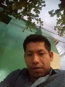 Snapshot of activo202 chatting on January 16, 11:48 pm activo202 online show from January 16, 11:48 pm