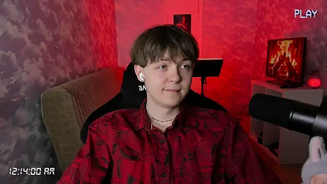 charonbaby1 online show from October 21, 9:15 pm