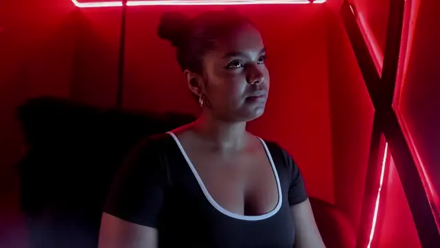 Snapshot of zoe_roux21 chatting on October 17, 1:09 am zoe roux21 online show from October 17, 1:09 am