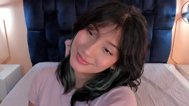 Snapshot of Yazmin_rouse chatting on January 4, 12:59 pm Yazmin rouse online show from January 4, 12:59 pm