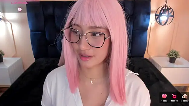 Snapshot of Yazmin_rouse chatting on January 8, 1:52 pm Yazmin rouse online show from January 8, 1:52 pm