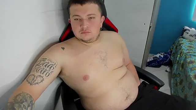 AndresChuboi online show from January 16, 8:02 pm