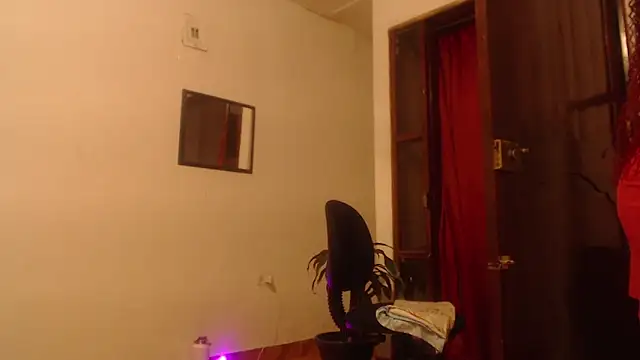 Snapshot of cougar_town chatting on November 22, 12:09 am cougar town online show from November 22, 12:09 am