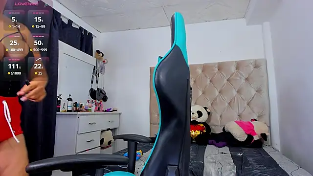 lulu ferrer online show from October 11, 1:42 pm