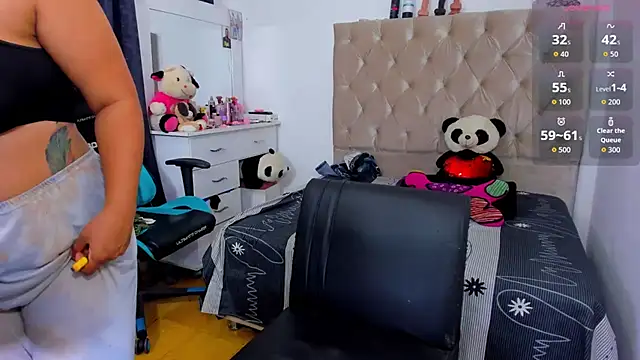 lulu ferrer online show from November 25, 8:58 am