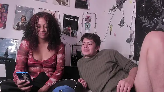 hothoneychile online show from November 14, 3:11 pm