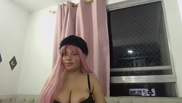 Snapshot of Alyssaparker_05 chatting on June 8, 1:09 am Alyssaparker 05 online show from June 8, 1:09 am