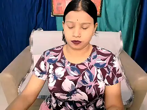 kendracox21 online show from April 17, 3:53 am