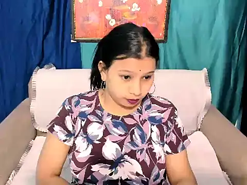 kendracox21 online show from April 18, 3:21 am