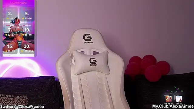 AlexaAimee online show from April 14, 8:09 am