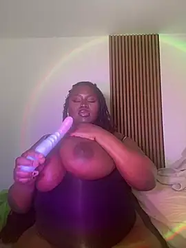 just4Ux online show from April 12, 5:40 pm