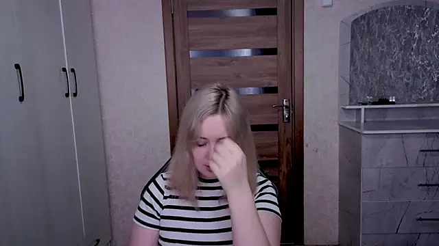 Kristy-Max online show from February 14, 5:15 am