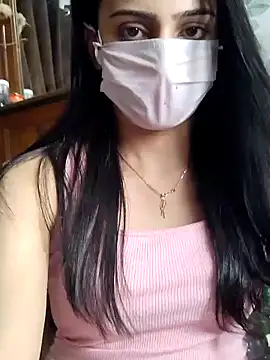 Snapshot of Mylovesana chatting on February 4, 7:44 pm Mylovesana online show from February 4, 7:44 pm