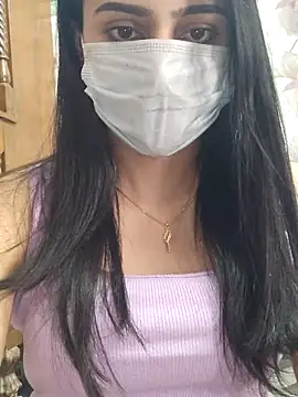 Snapshot of Mylovesana chatting on February 8, 6:22 pm Mylovesana online show from February 8, 6:22 pm