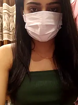 Snapshot of Mylovesana chatting on February 25, 5:25 pm Mylovesana online show from February 25, 5:25 pm