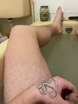 Snapshot of chubbydadb0d chatting on January 19, 7:04 pm chubbydadb0d online show from January 19, 7:04 pm