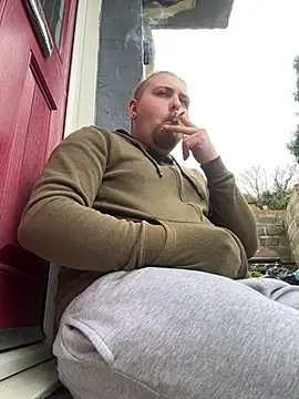 Snapshot of chubbydadb0d chatting on February 13, 2:52 pm chubbydadb0d online show from February 13, 2:52 pm