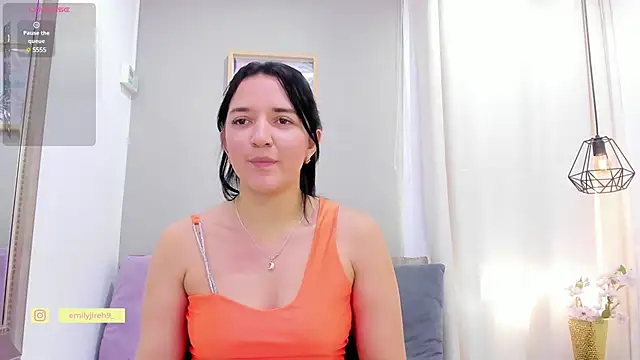  EmilyJireh  online show from January 13, 7:42 pm