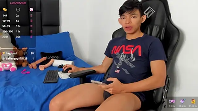 Tonny twink  online show from January 18, 12:31 pm