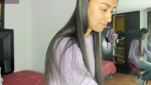 tatiana valencia online show from January 27, 12:05 pm