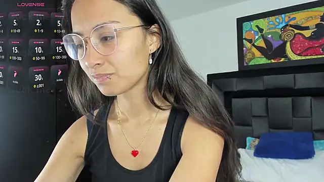 tatiana valencia online show from March 12, 12:04 pm