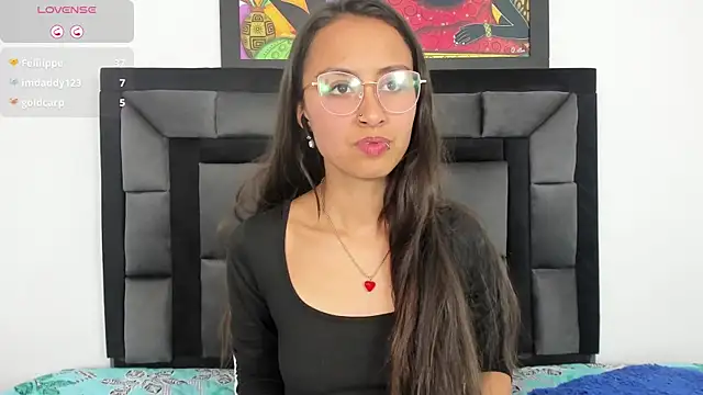 tatiana valencia online show from March 17, 12:25 pm