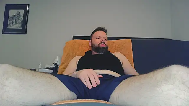 Snapshot of ExposureMakesMeHard chatting on May 29, 1:14 am ExposureMakesMeHard online show from May 29, 1:14 am