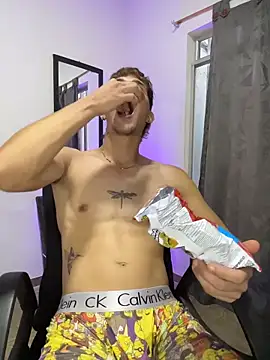 cristofer 988 online show from March 27, 10:42 pm