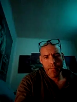 Snapshot of medioarabemediogypsi chatting on February 11, 7:52 pm medioarabemediogypsi online show from February 11, 7:52 pm